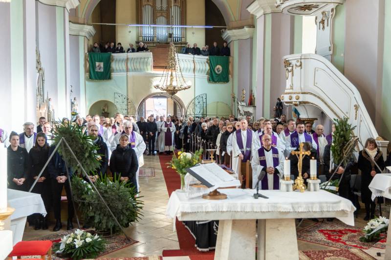 2025_11_10_bagi sandor temetes_05.jpg